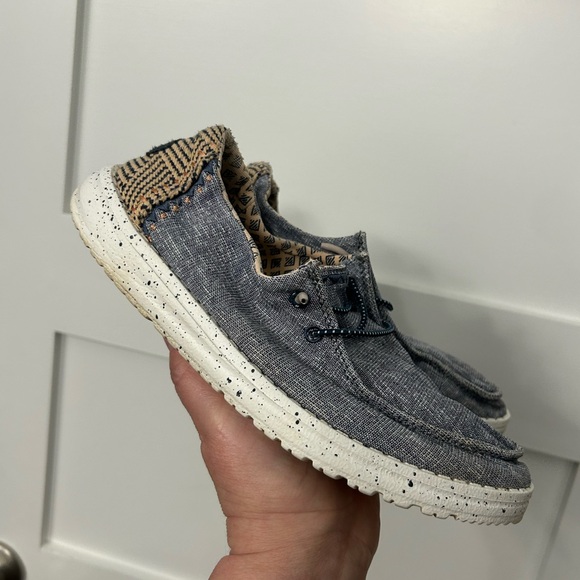 Hey Dude Wendy Chambray Woven  Size 7 - Picture 2 of 7